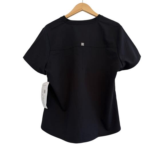 Lot of 3 NWT Fabletics Mode Scrub Tops Womens XL Black/Blue/Black - Picture 3 of 16